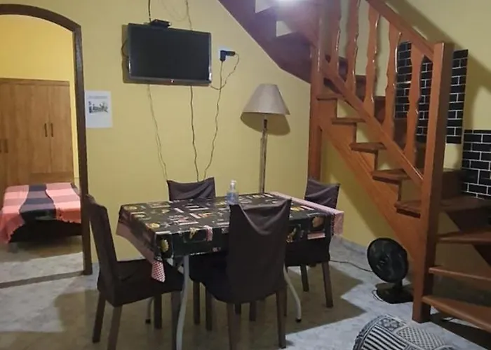 Casa Proxima A Praia Menos De 10 Minutos A Pe